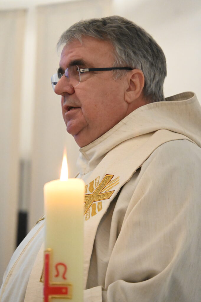 20 Jahre Marienheim - Domkapitular Bieber im Gottesdienst